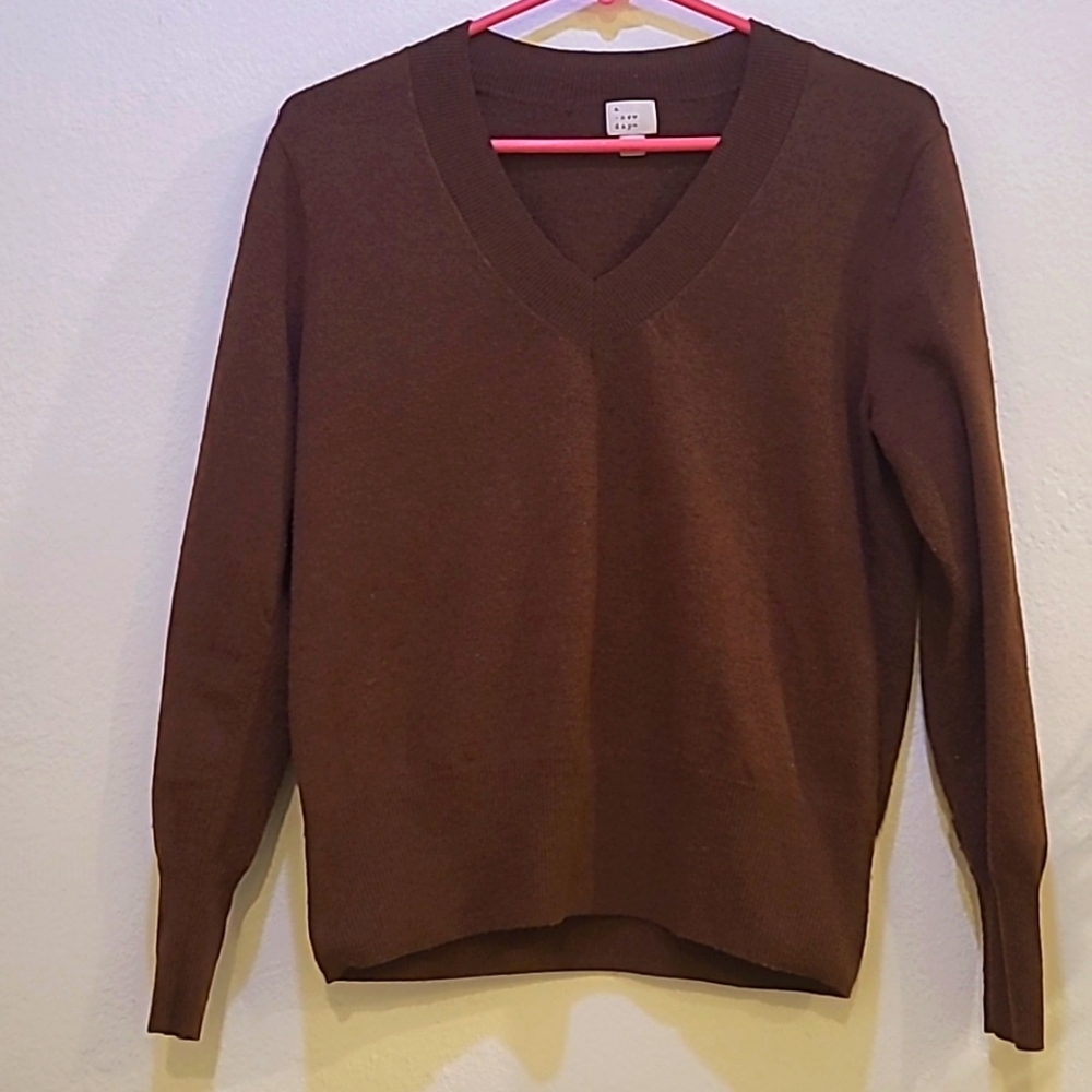 A new day, S, Brown Sweater